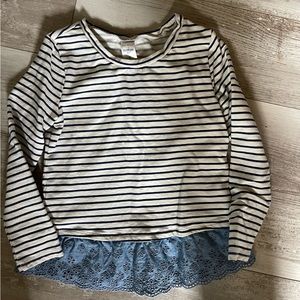 Girls size 5 long sleeve